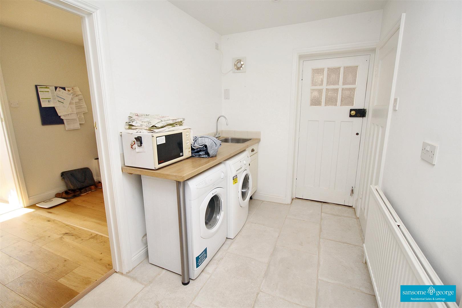Weald Rise, Tilehurst, Reading